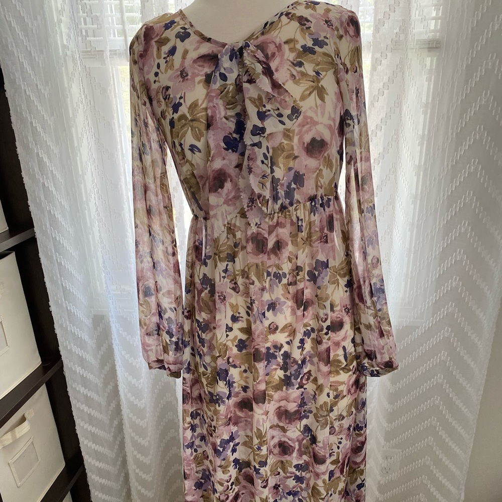 Pink maxi dress with flowers